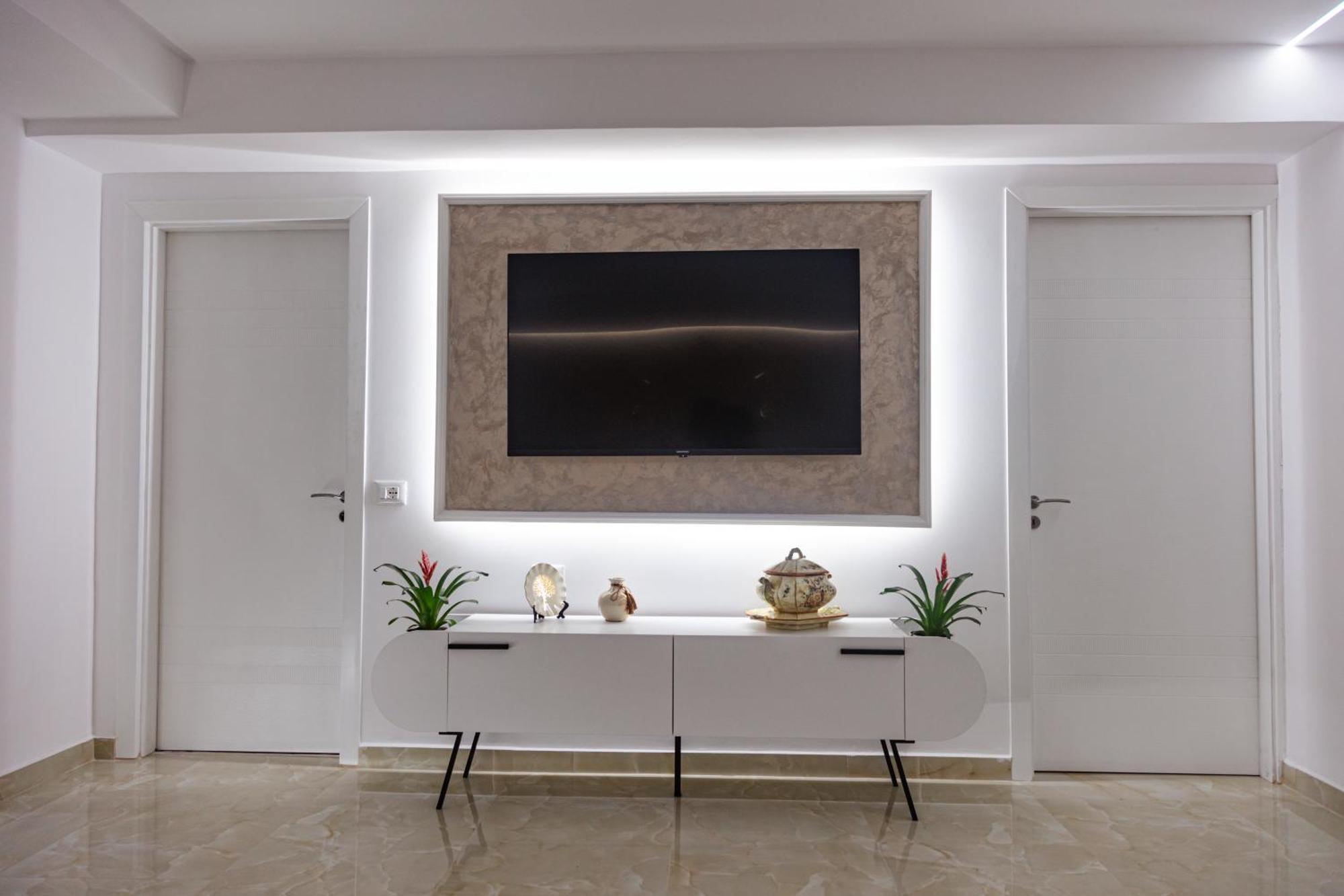 Mon Prive Apartment 티라나 외부 사진
